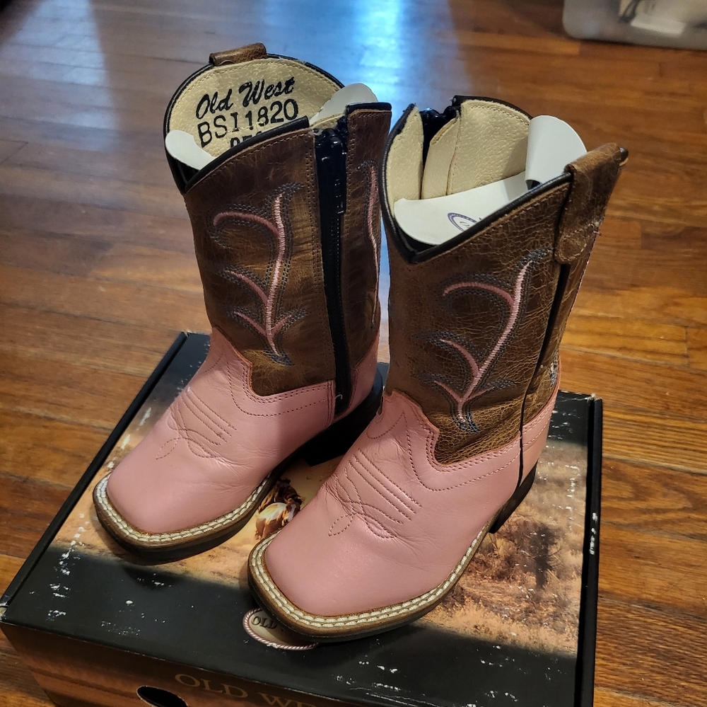 *EUC Pink Cowgirl Boots - Picture 2 of 6